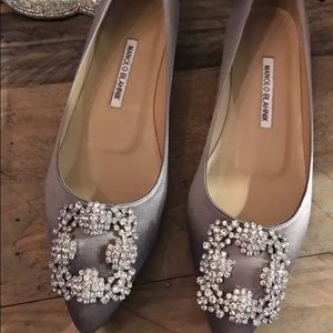 Manolo Blahnik Hangisi Gray Flats 39 8.5